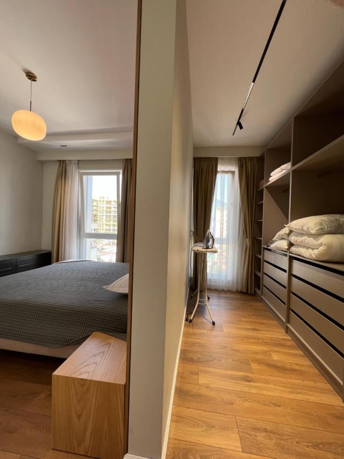 Blanc 7 Apartamento Tirana Exterior foto